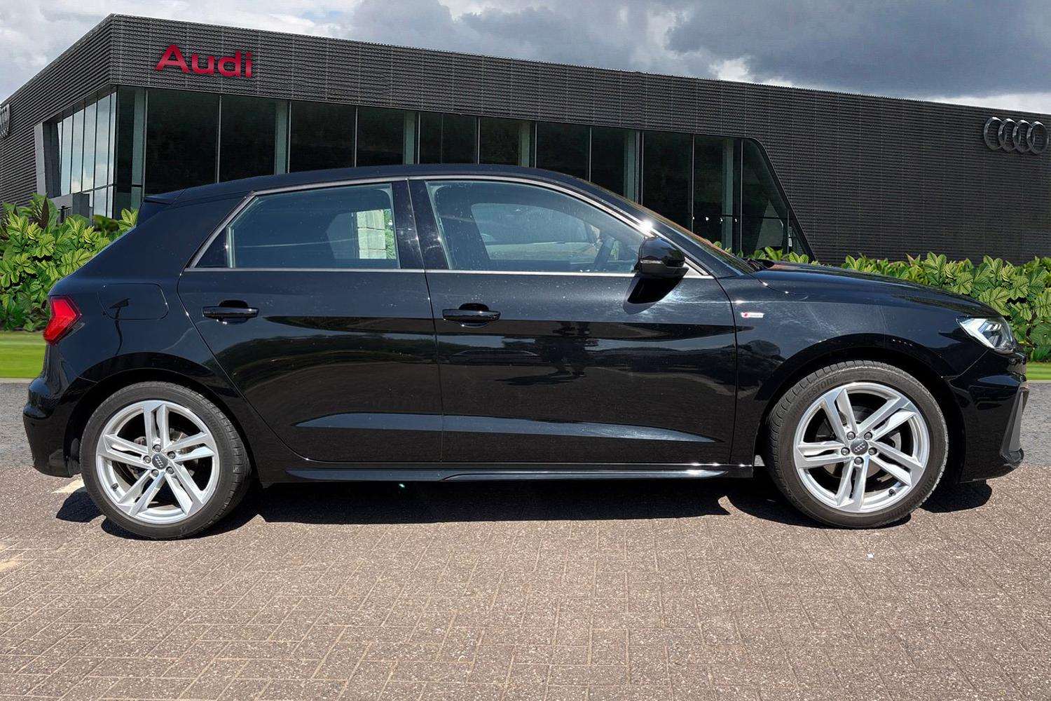Used Audi A1 2022 for sale - 75917943: Photo 4