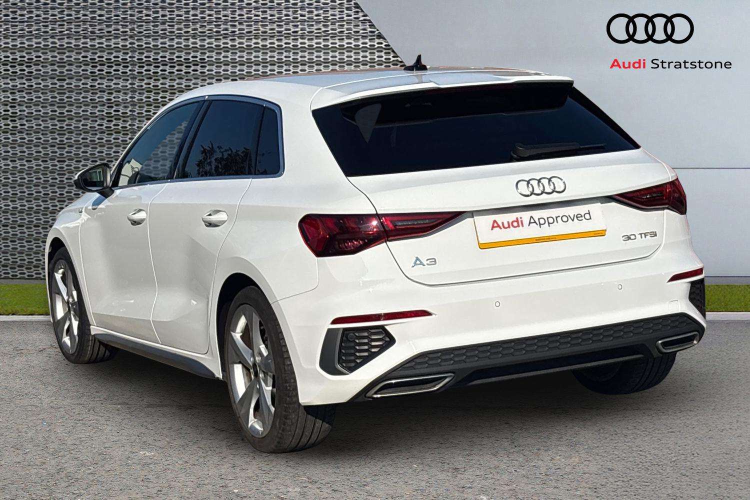 Used Audi A3 2023 for sale - 77842504: Photo 3