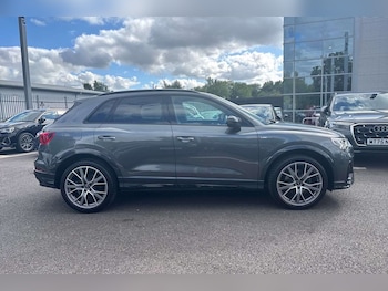 Used Audi Q3 2023 for sale - 79095778: Photo