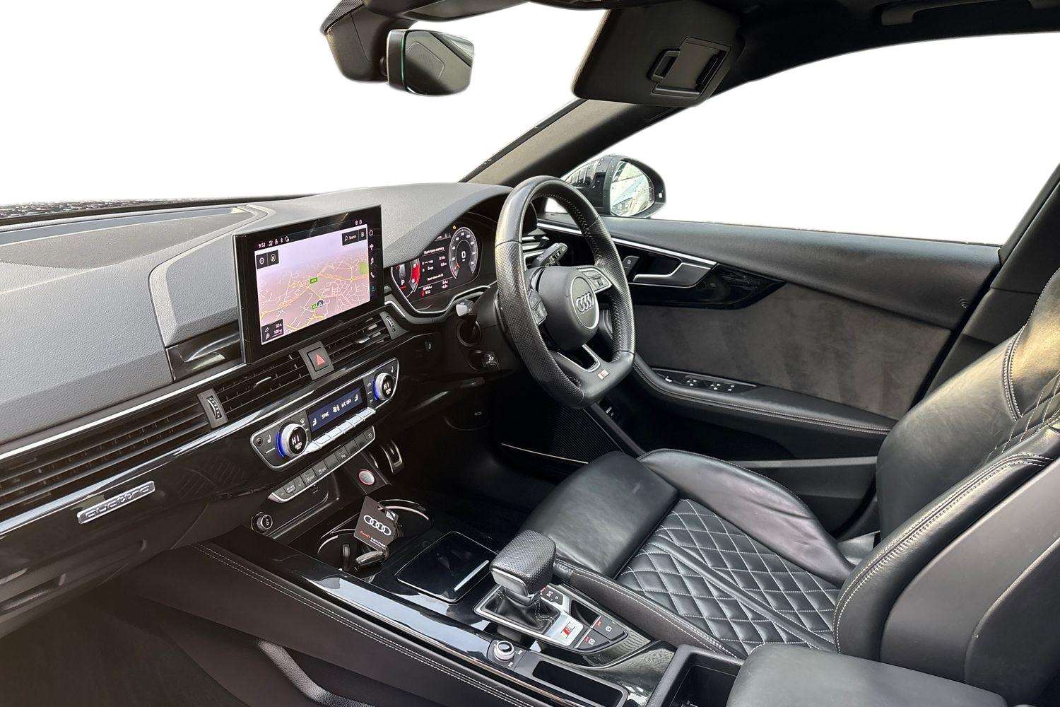 Used Audi A4 2020 for sale - 76636750: Photo 2