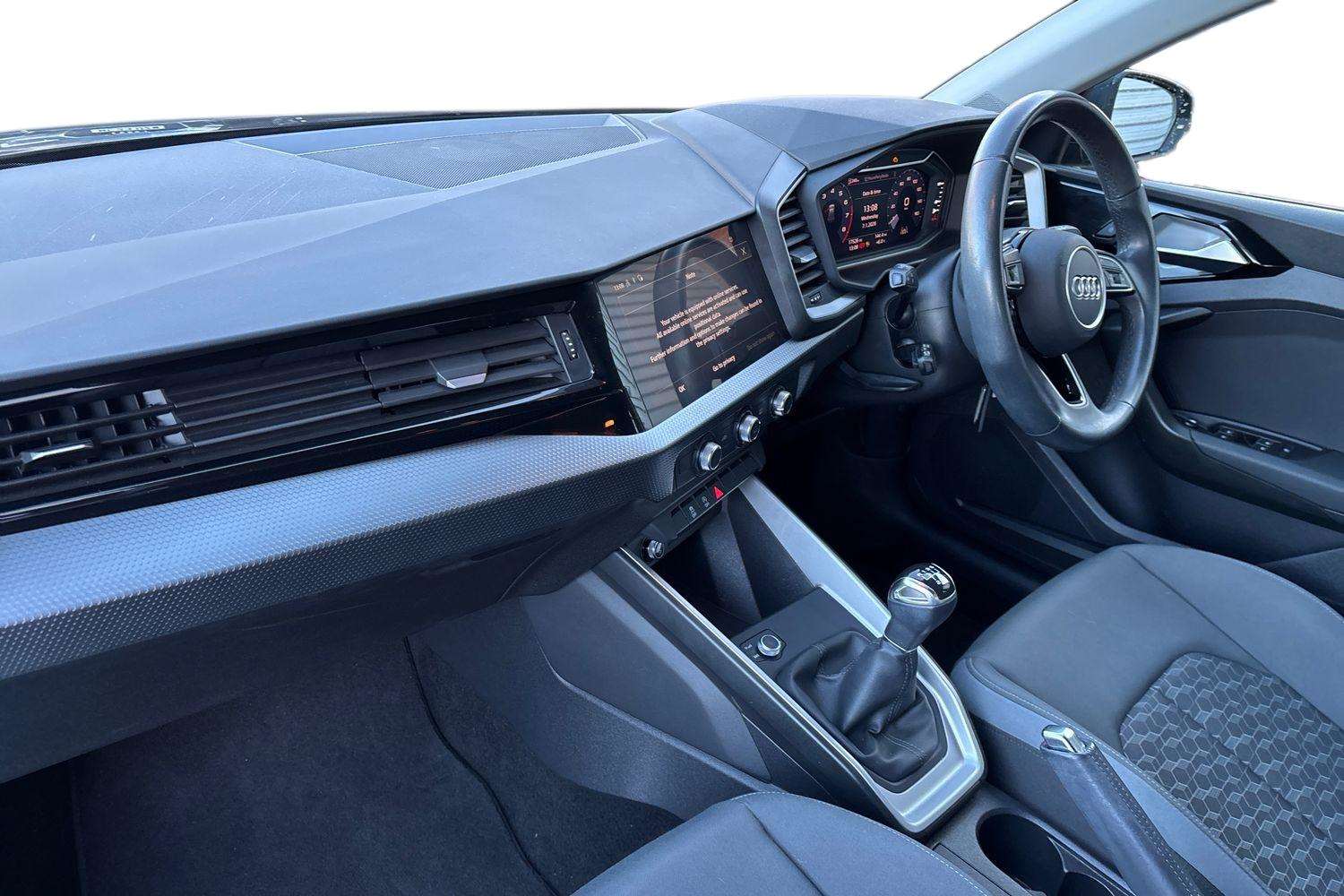 Used Audi A1 2023 for sale - 77134773: Photo 2