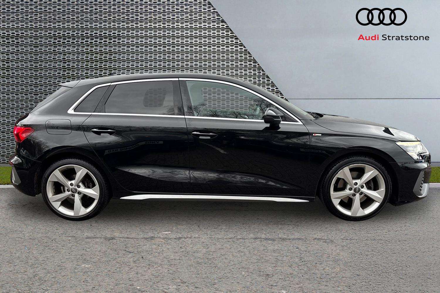 Used Audi A3 2020 for sale - 77686484: Photo 4