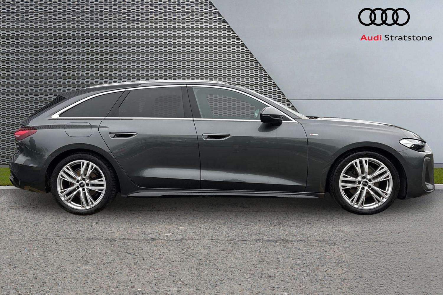 Used Audi A5 2025 for sale - 77810960: Photo 4