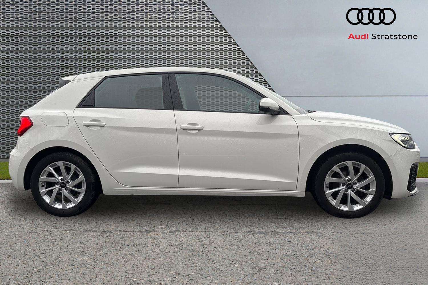 Used Audi A1 2023 for sale - 77443479: Photo 4