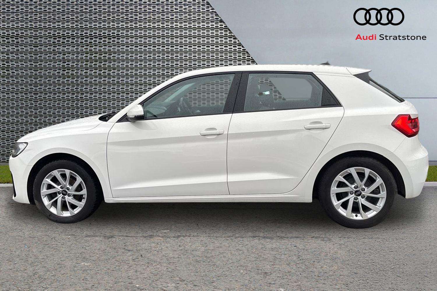Used Audi A1 2023 for sale - 77443479: Photo 8