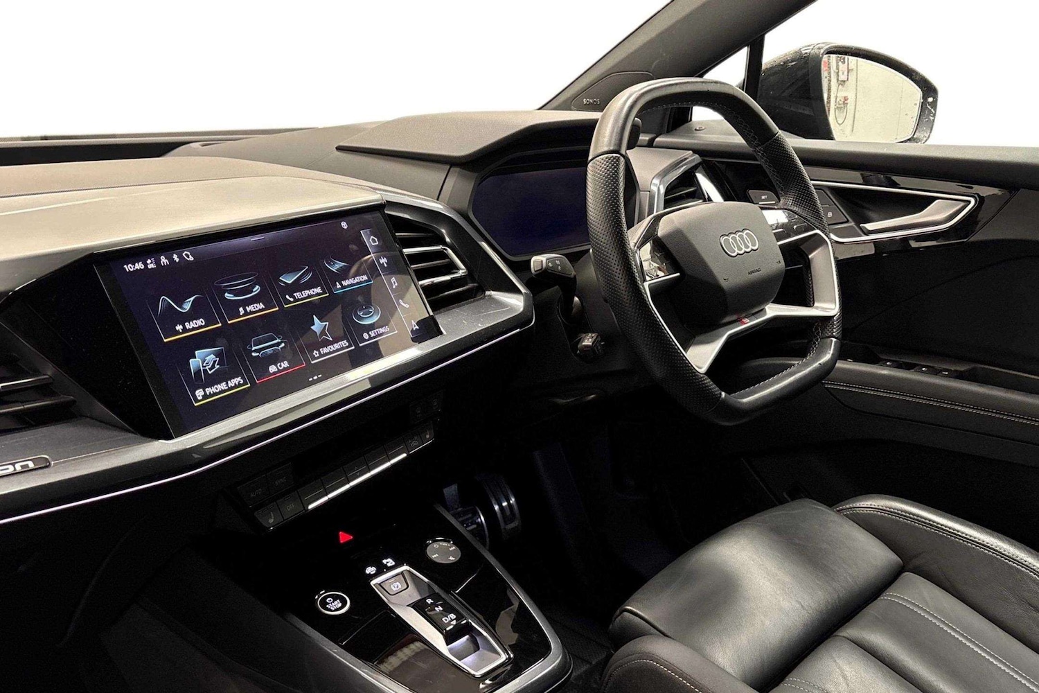 Used Audi Q4 e-tron 2023 for sale - 77540694: Photo 2