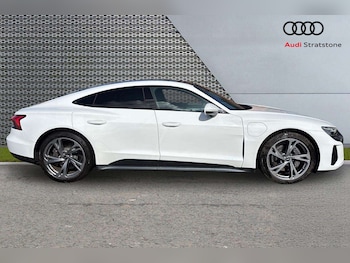 Used Audi e-tron GT 2022 for sale - 78869392: Photo
