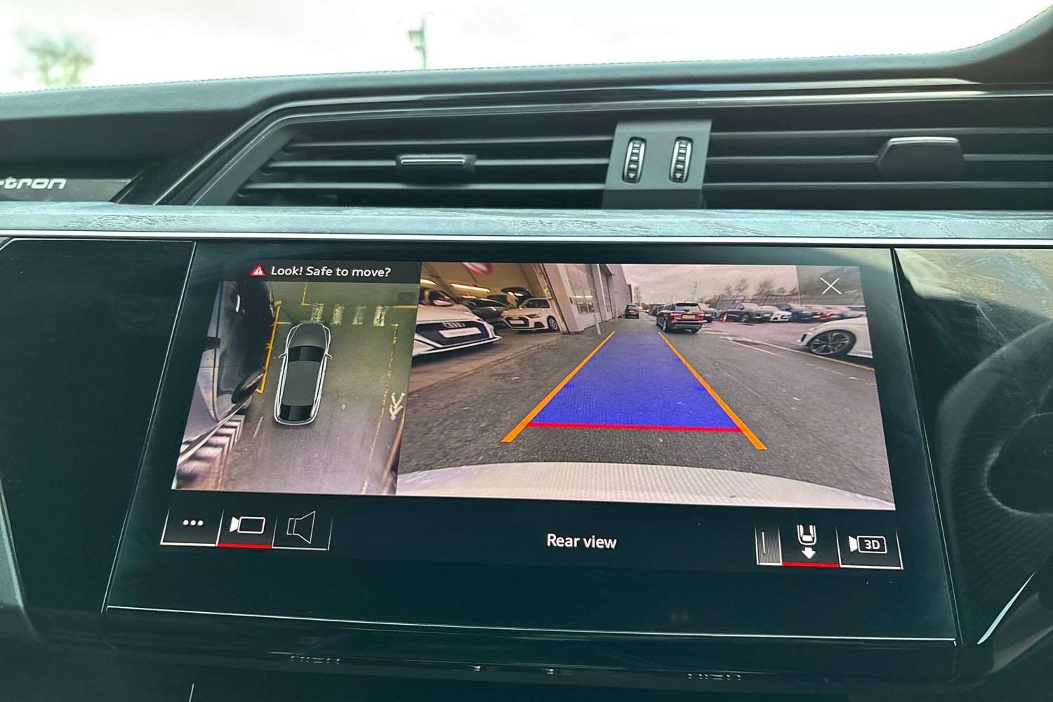 Used Audi e-tron 2022 for sale - 77270102: Photo 26