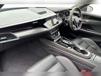 Used Audi RS e-tron GT 2021 for sale - 78845499: Photo