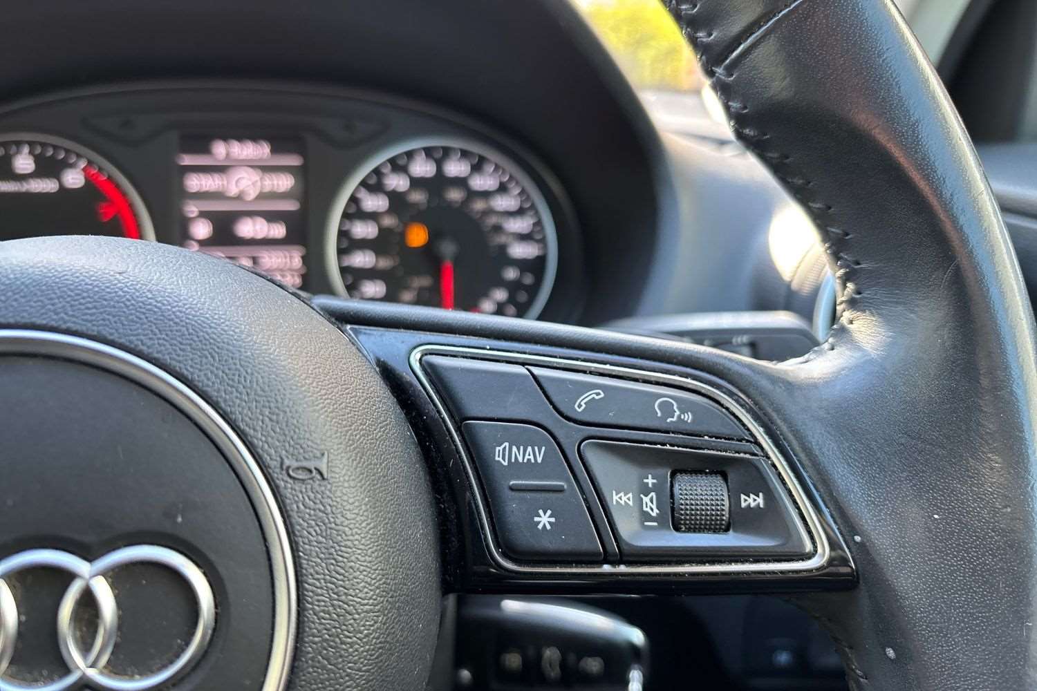 Used Audi Q2 for sale - 78118829: Photo 17