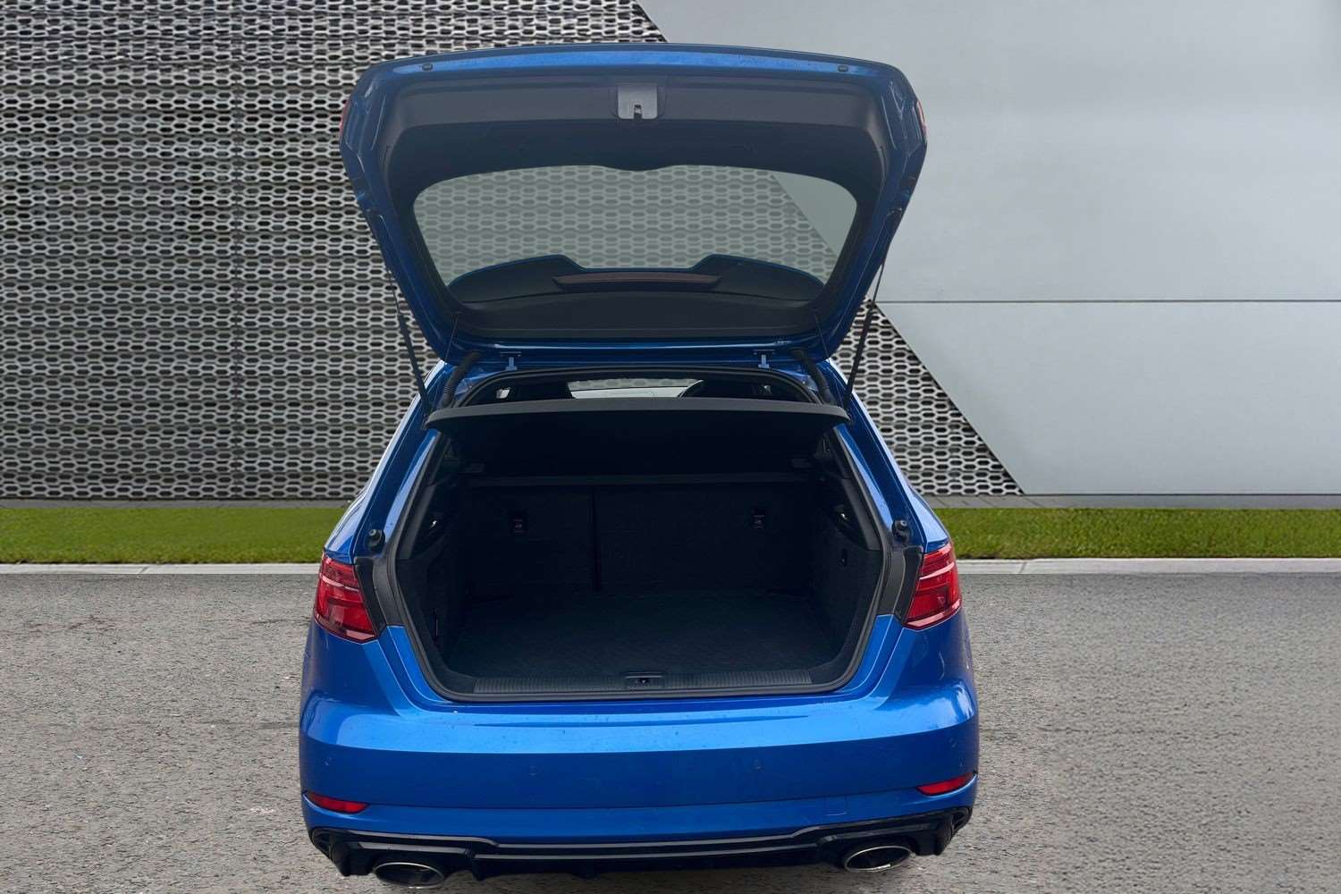 Used Audi RS3 2019 for sale - 76515632: Photo 13