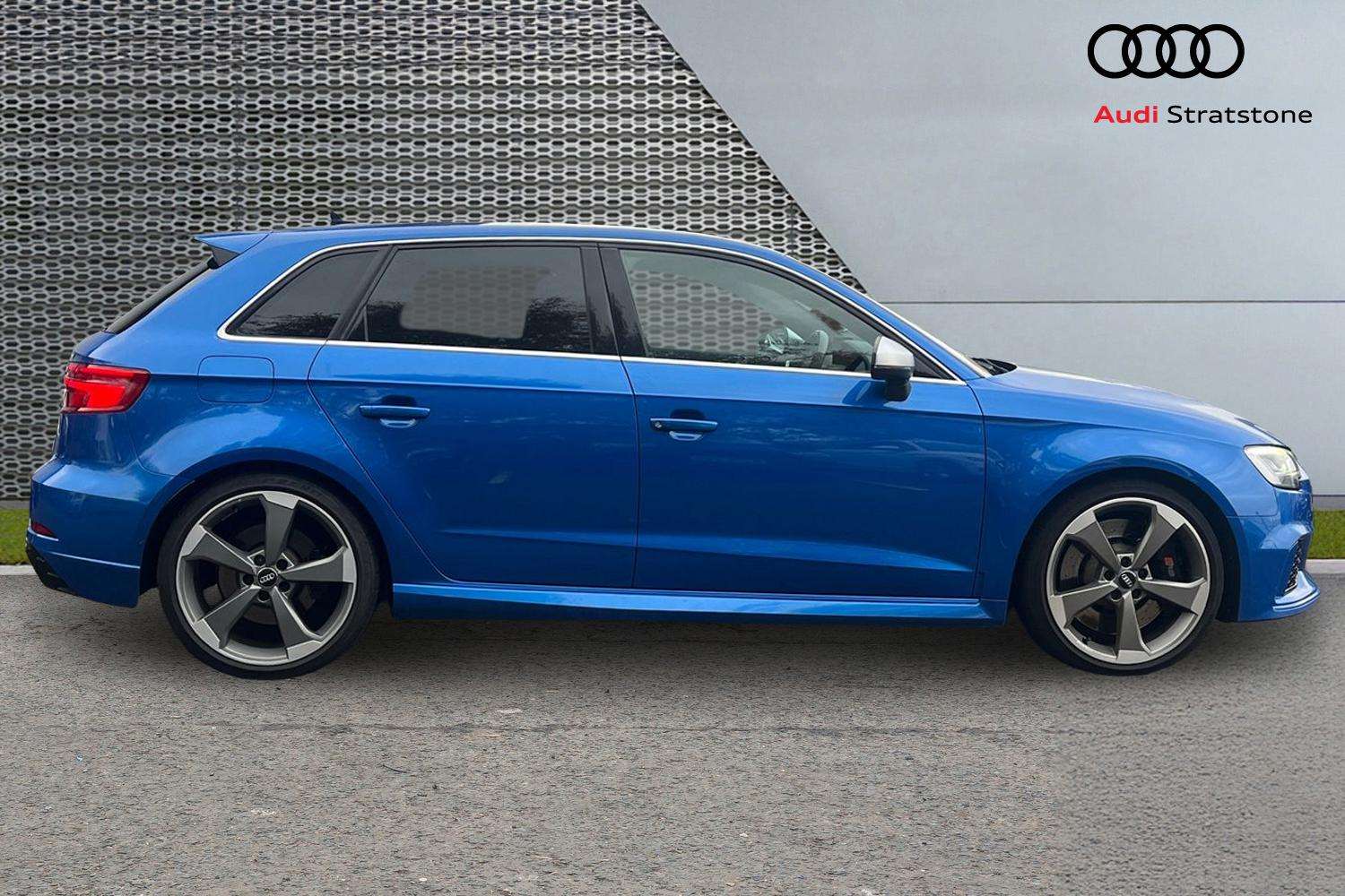 Used Audi RS3 2019 for sale - 76515632: Photo 4