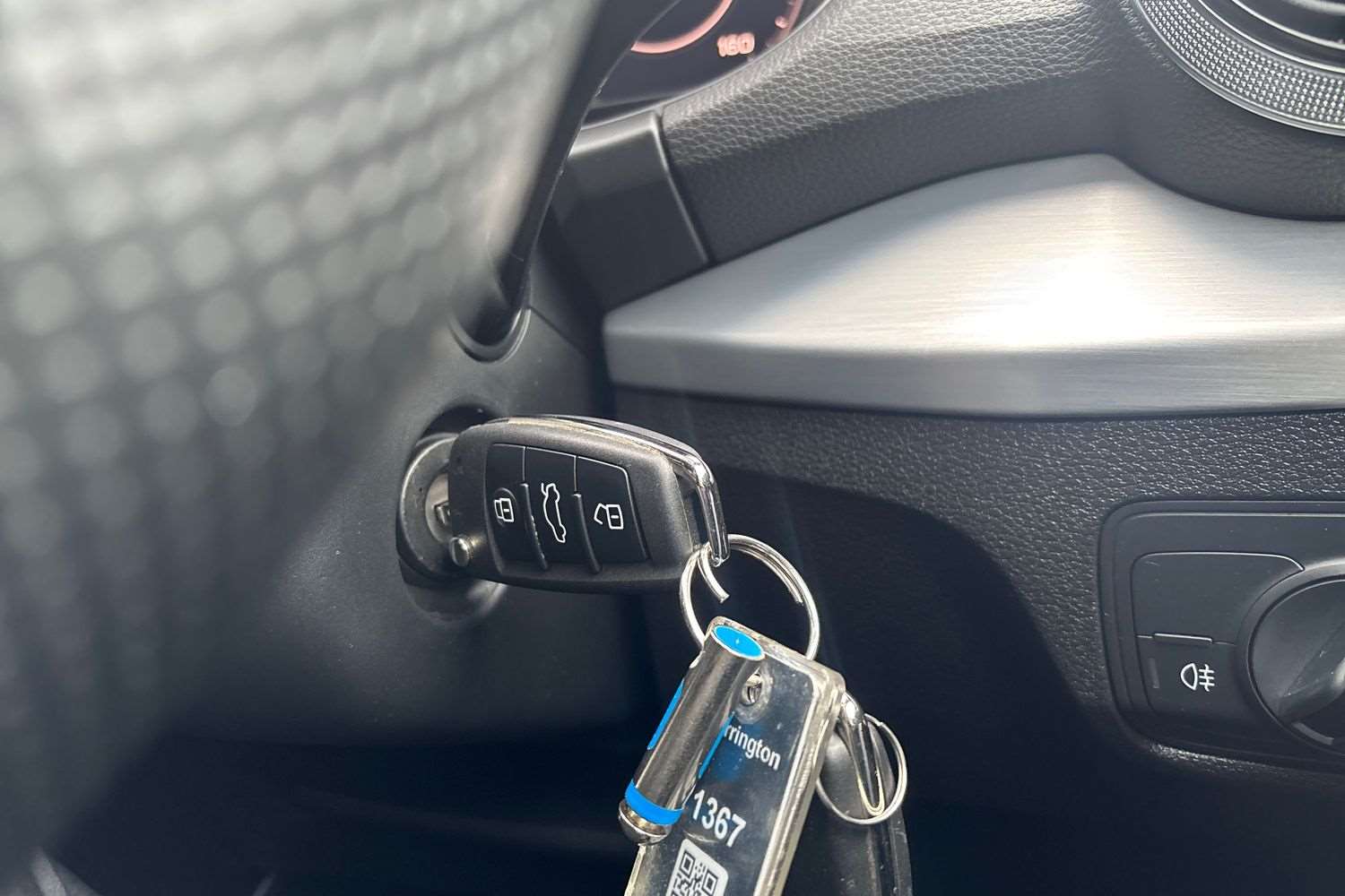 Used Audi Q2 for sale - 77943453: Photo 29