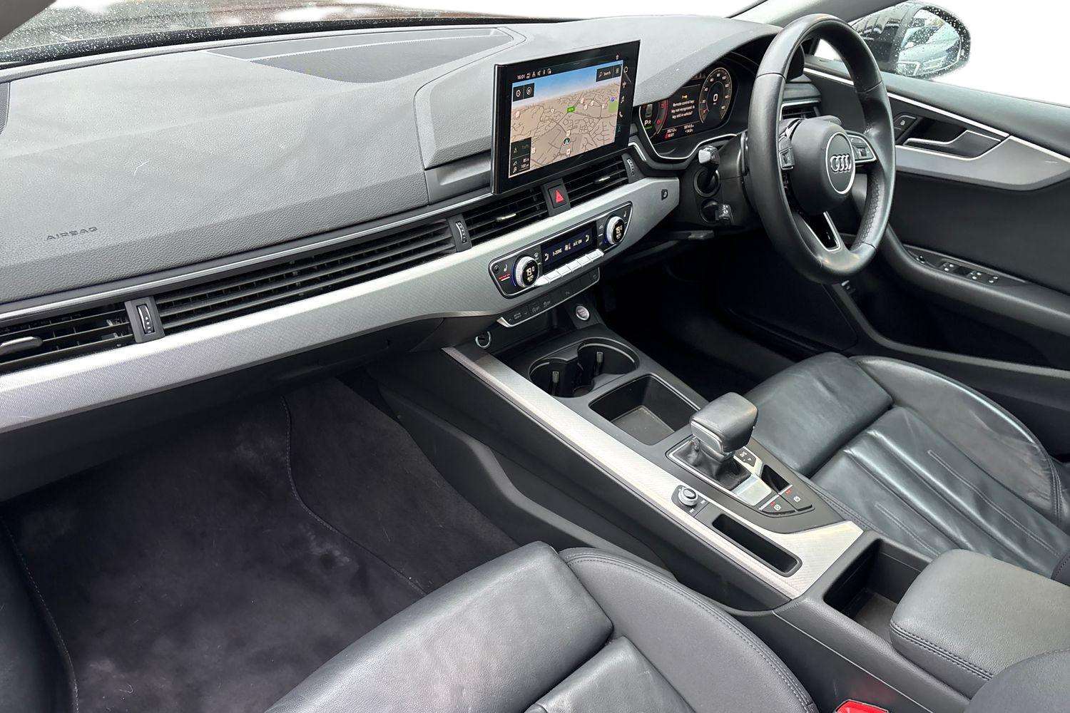 Used Audi A5 2022 for sale - 77648851: Photo 2