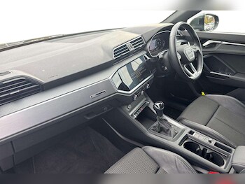 Used Audi Q3 2023 for sale - 77294217: Photo