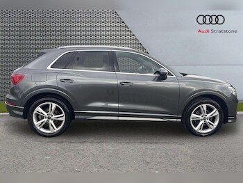 Used Audi Q3 2023 for sale - 77294217: Photo