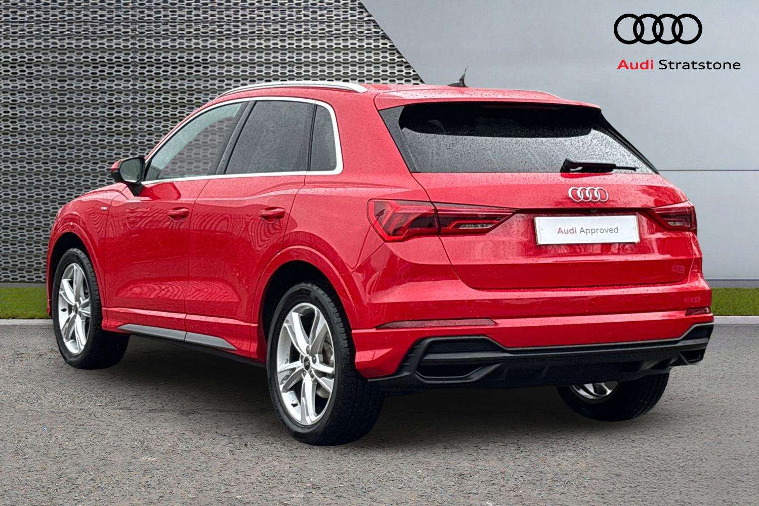 Used Audi Q3 2024 for sale - 76804928: Photo 3