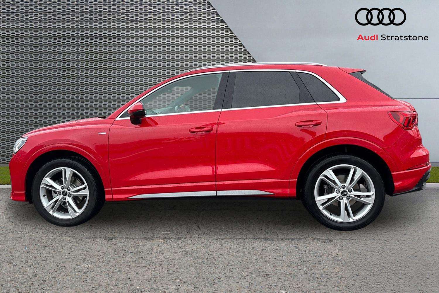 Used Audi Q3 2024 for sale - 76804928: Photo 8