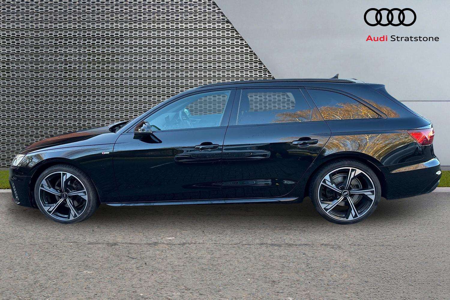 Used Audi A4 2021 for sale - 76705055: Photo 8