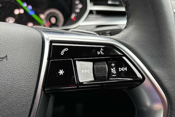Used Audi A8 2023 for sale - 74716554: Photo 30