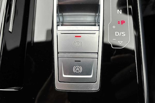 Used Audi A8 2023 for sale - 74716554: Photo 35