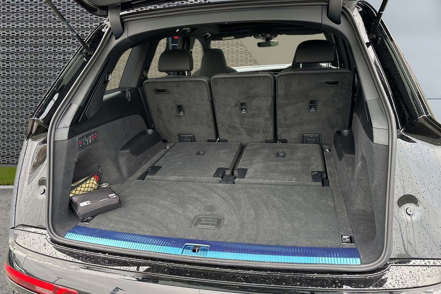 Used Audi Q7 2025 for sale - 77123539: Photo 13