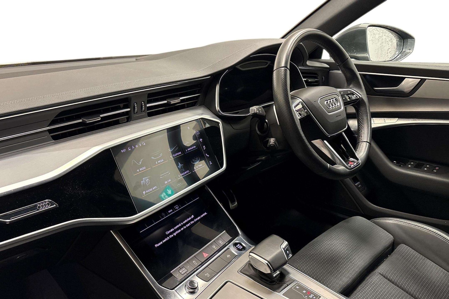 Used Audi A6 2022 for sale - 77615461: Photo 2