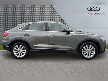 Used Audi Q3 2022 for sale - 77913695: Photo