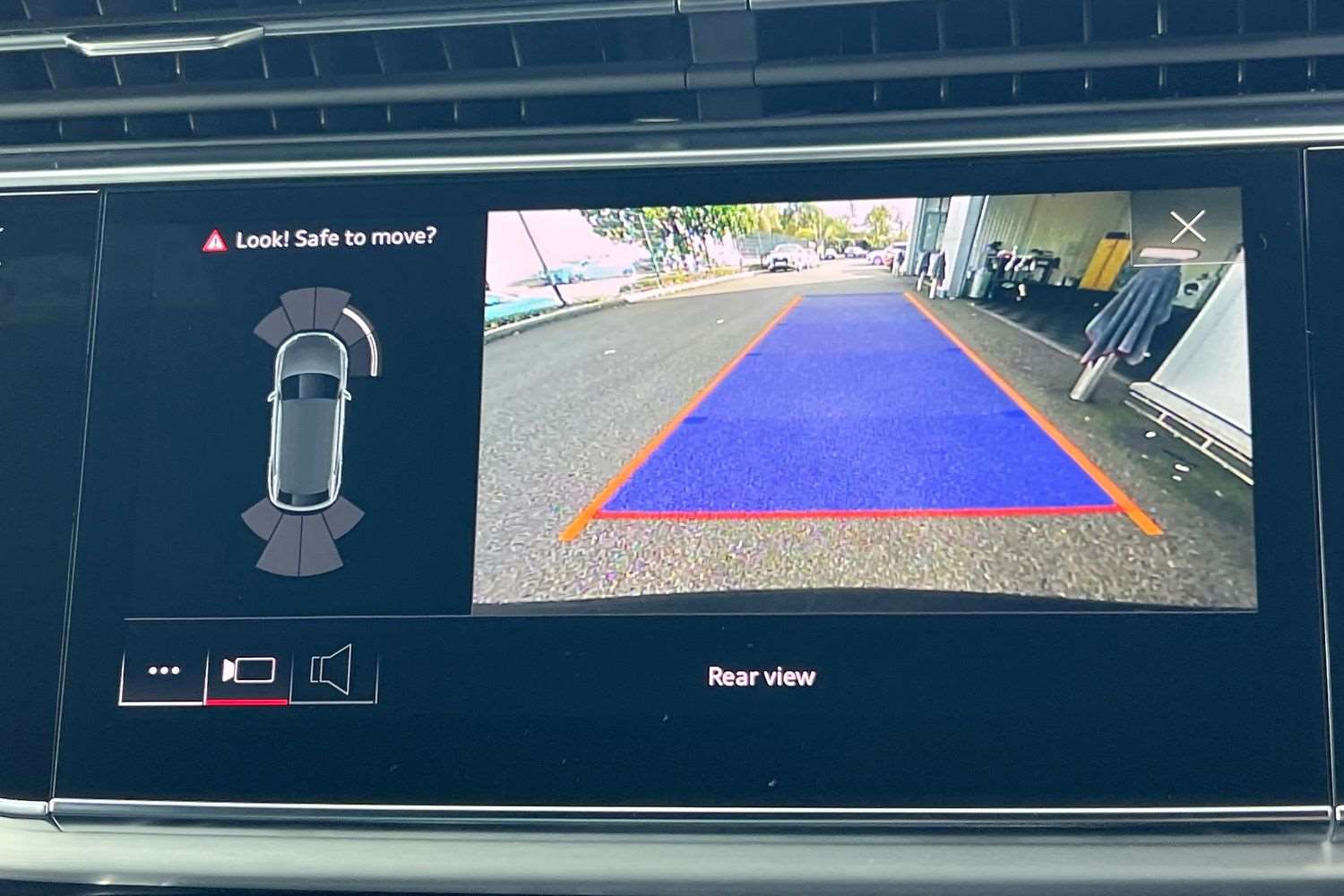 Used Audi Q8 2025 for sale - 76390773: Photo 33