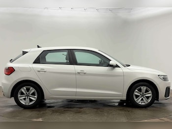Used Audi A1 2022 for sale - 77270123: Photo