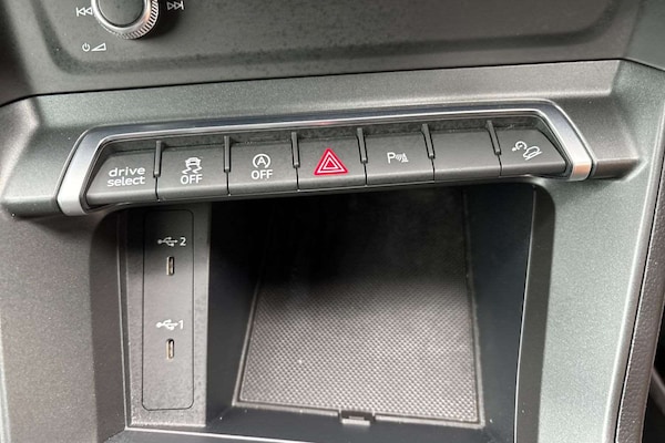 Used Audi Q3 2023 for sale - 76242366: Photo 35