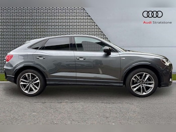 Used Audi Q3 2023 for sale - 76242366: Photo 4