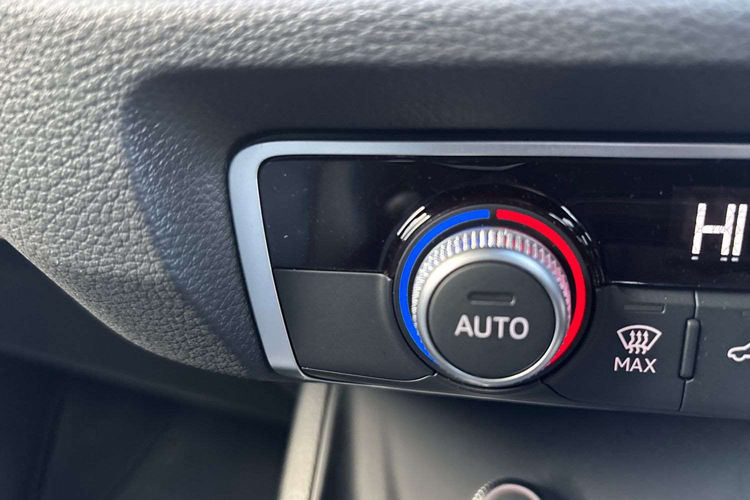 Used Audi Q3 2025 for sale - 76692051: Photo 28