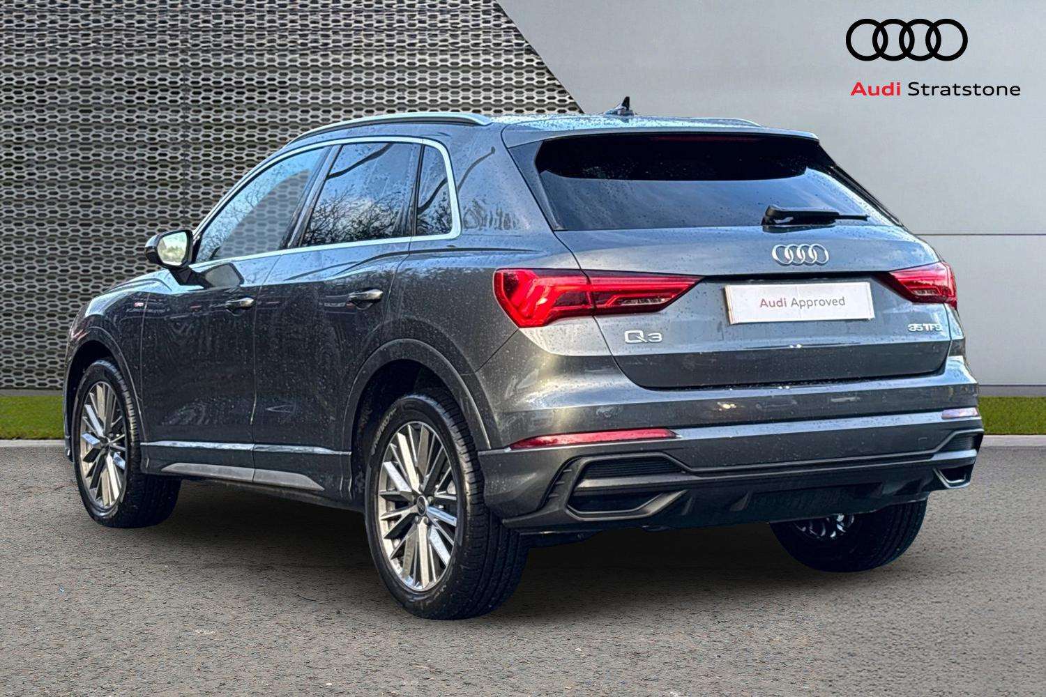 Used Audi Q3 2025 for sale - 76692051: Photo 3
