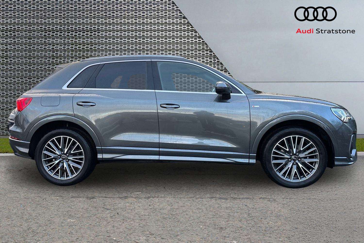 Used Audi Q3 2025 for sale - 76692051: Photo 4