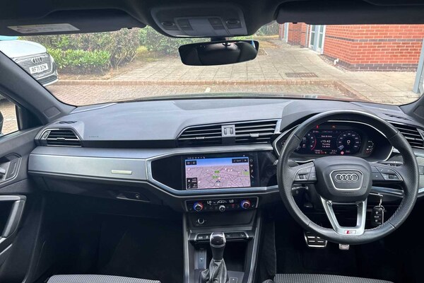 Used Audi Q3 2023 for sale - 75535261: Photo 12