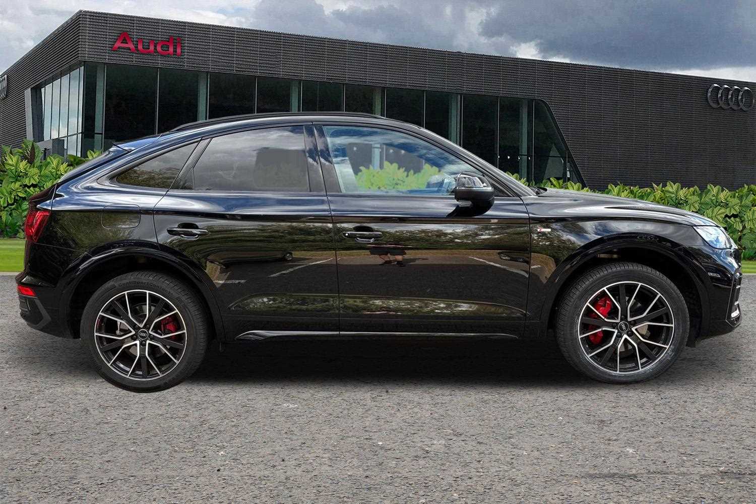 Used Audi Q5 2023 for sale - 76125704: Photo 4