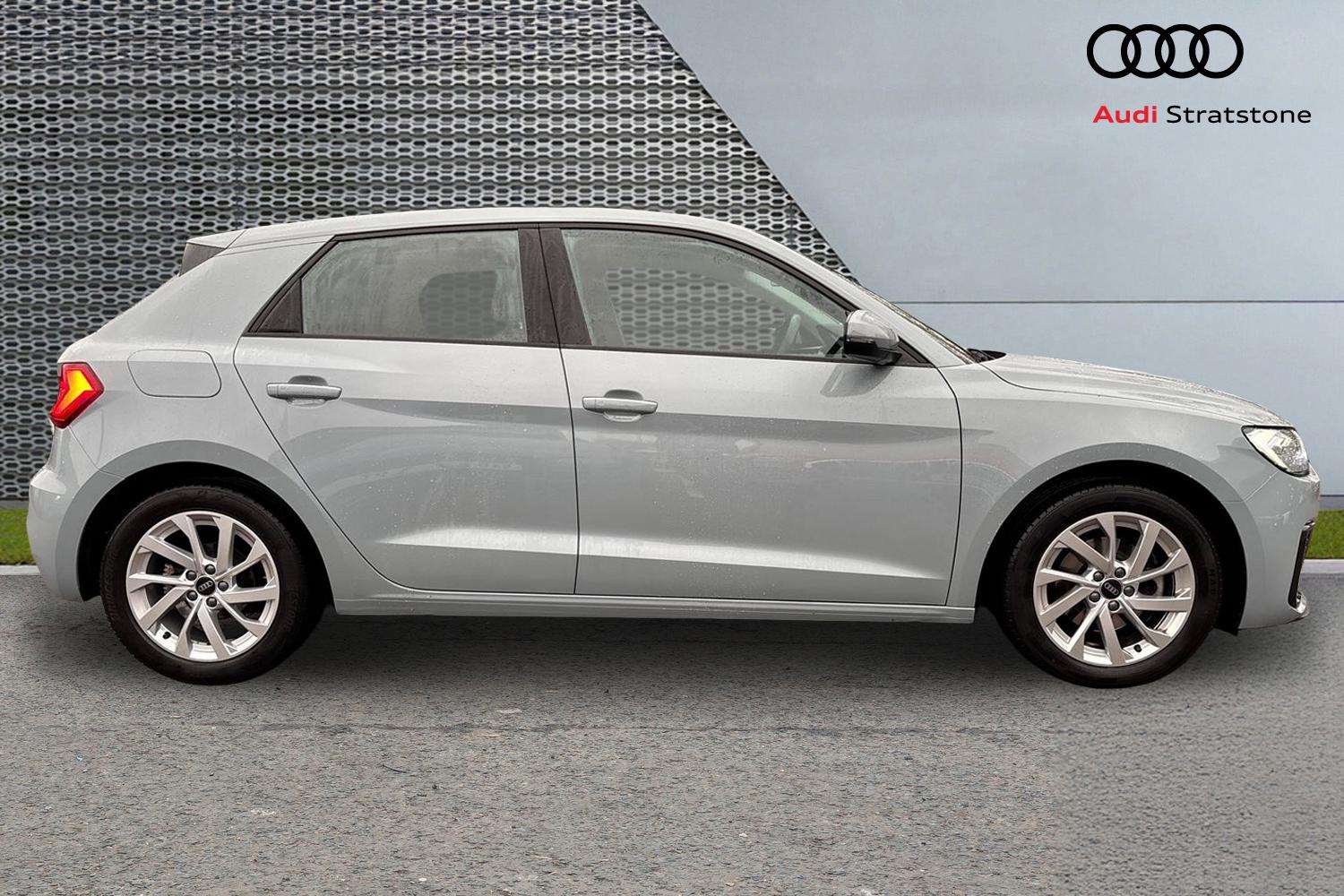Used Audi A1 2022 for sale - 76789228: Photo 4