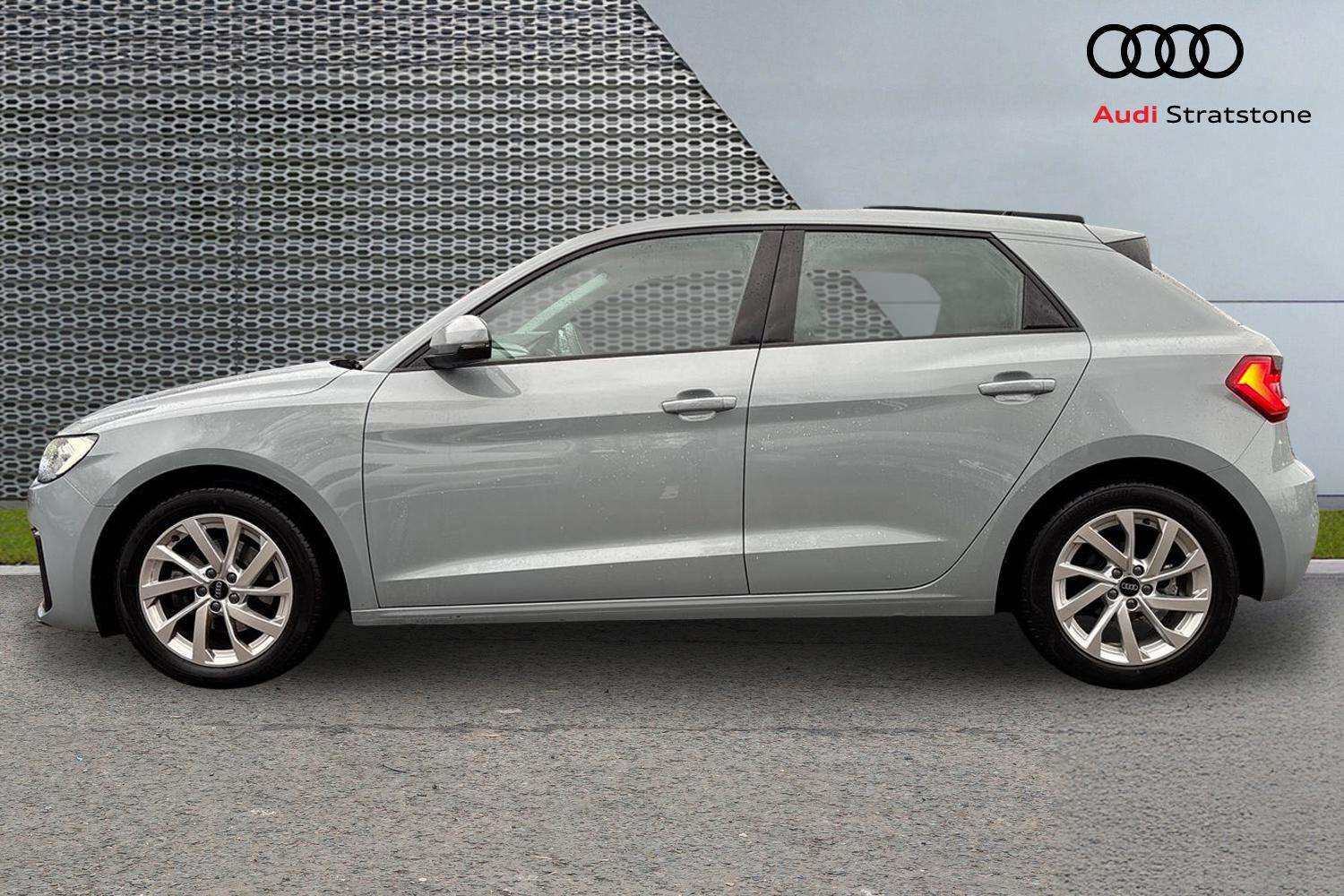 Used Audi A1 2022 for sale - 76789228: Photo 8