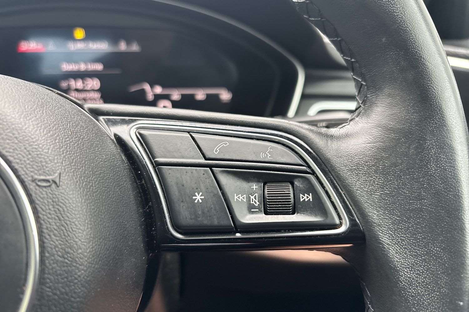 Used Audi A4 2021 for sale - 76242377: Photo 17