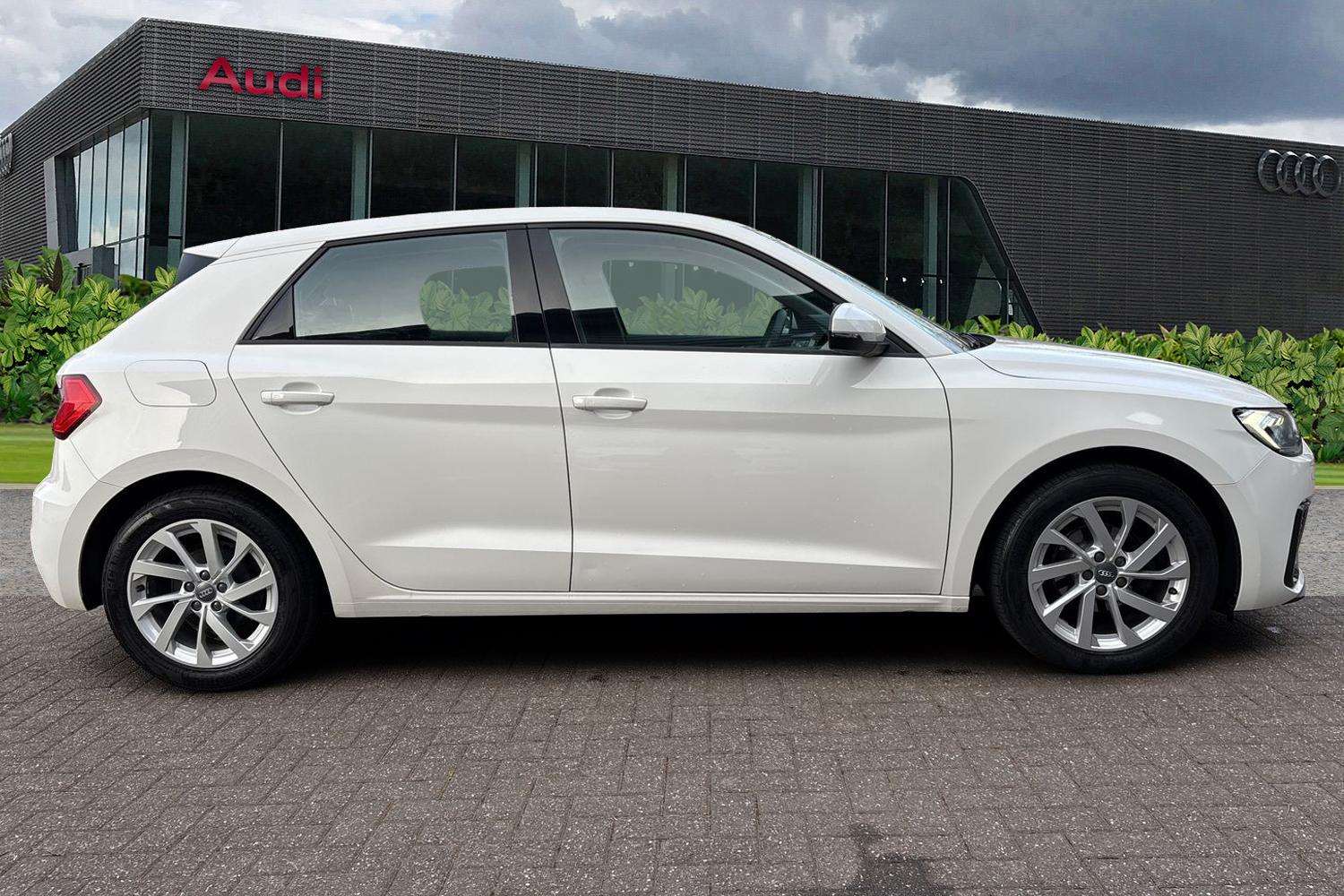 Used Audi A1 2024 for sale - 77686629: Photo 4