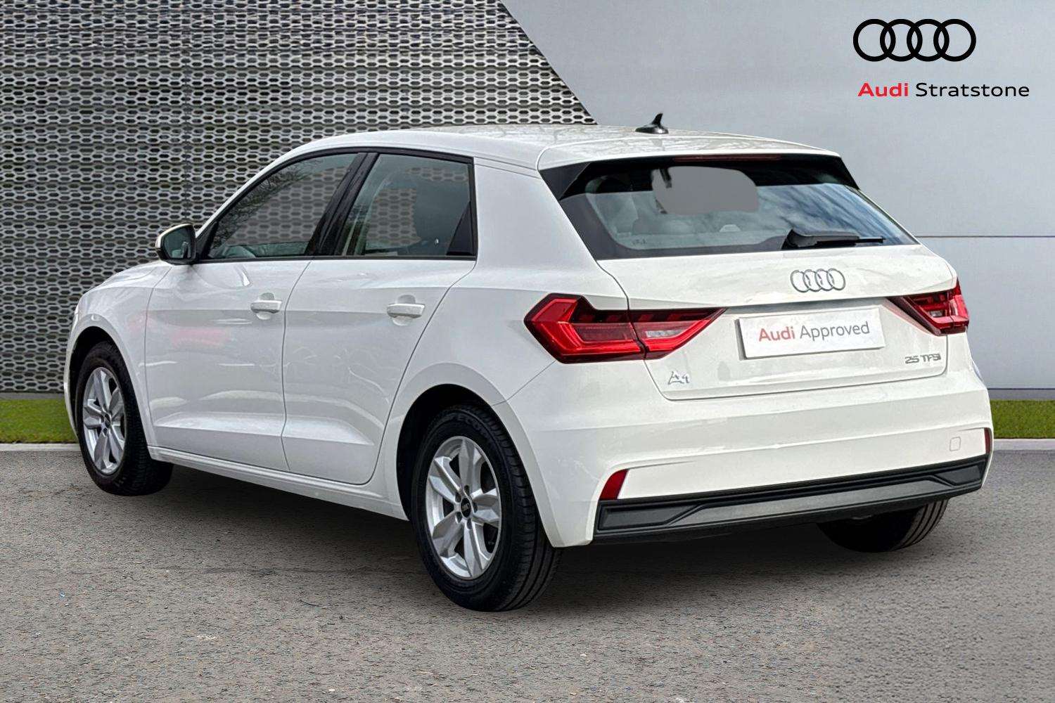 Used Audi A1 2023 for sale - 77674752: Photo 4