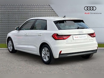 Used Audi A1 2023 for sale - 77674752: Photo