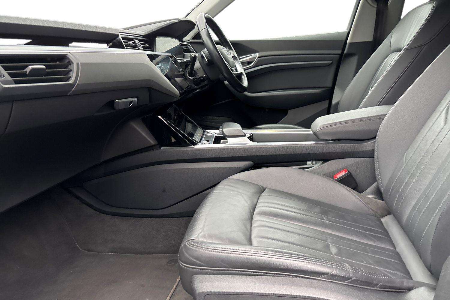 Used Audi e-tron 2020 for sale - 77686678: Photo 21