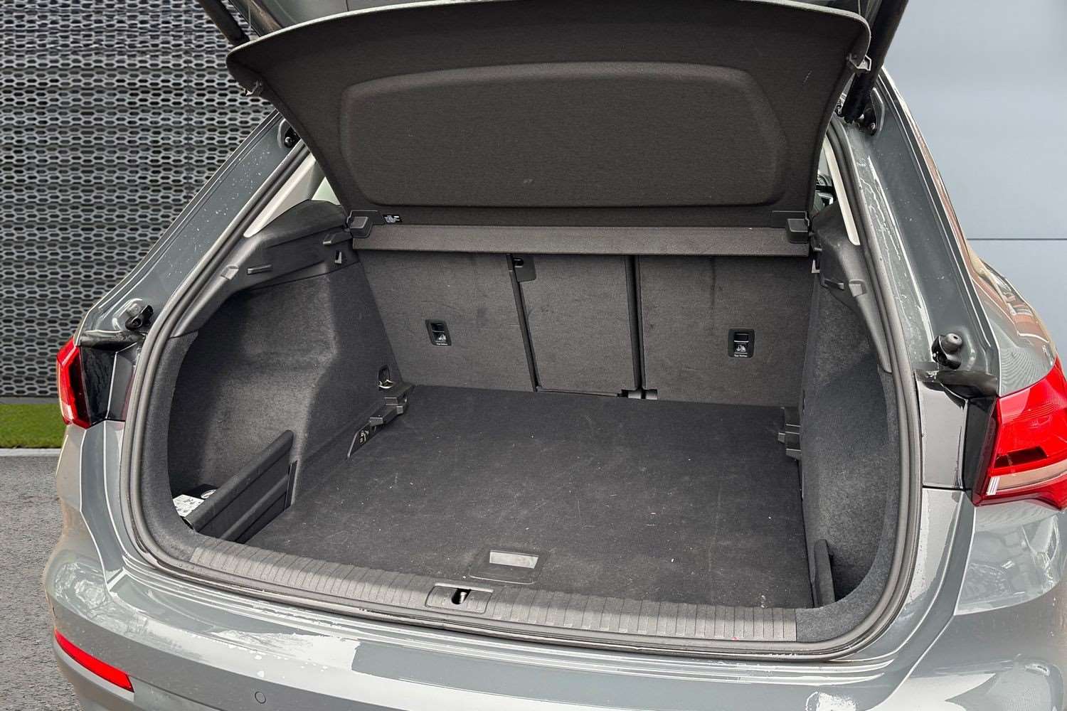 Used Audi Q3 2023 for sale - 77257373: Photo 13