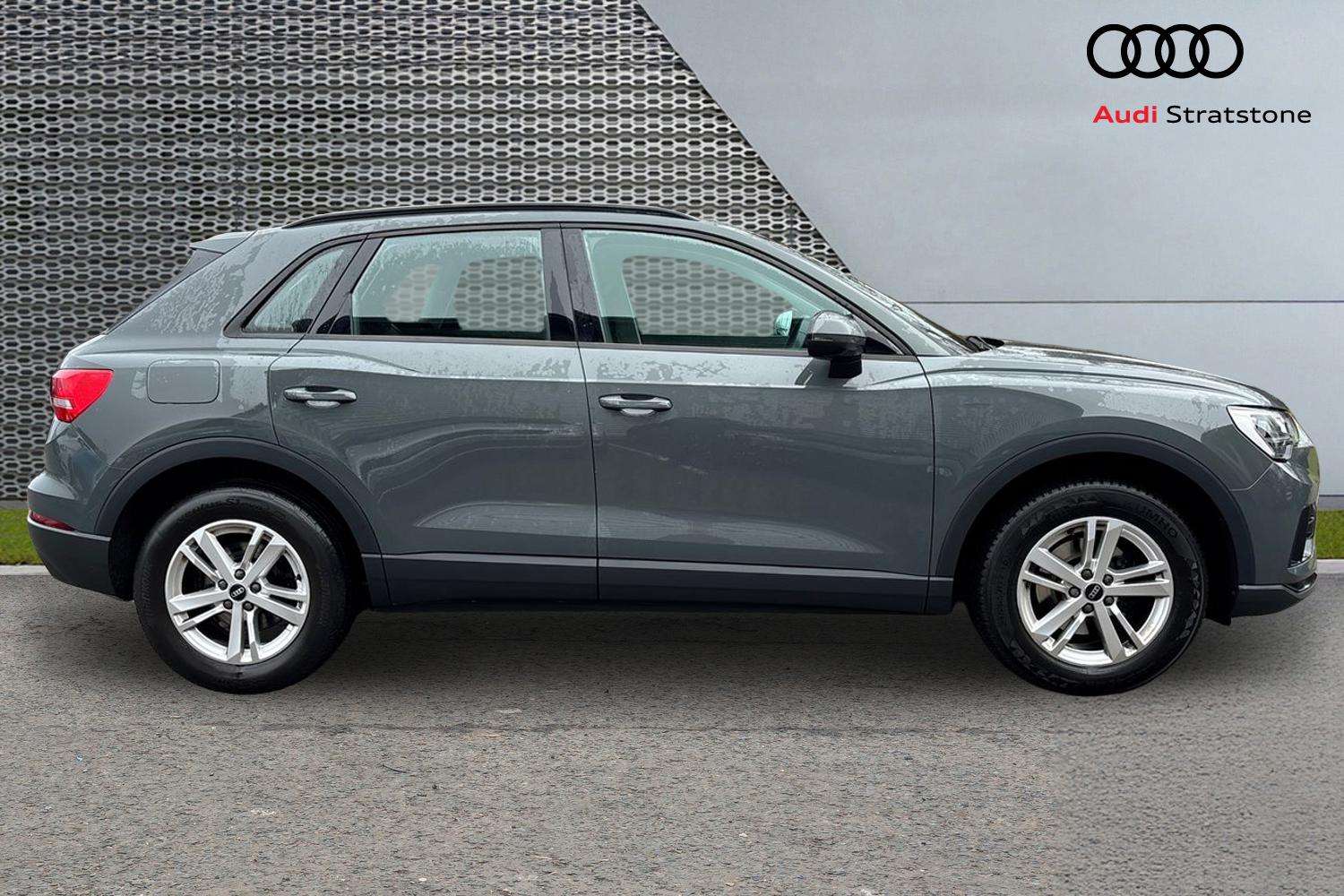 Used Audi Q3 2023 for sale - 77257373: Photo 4