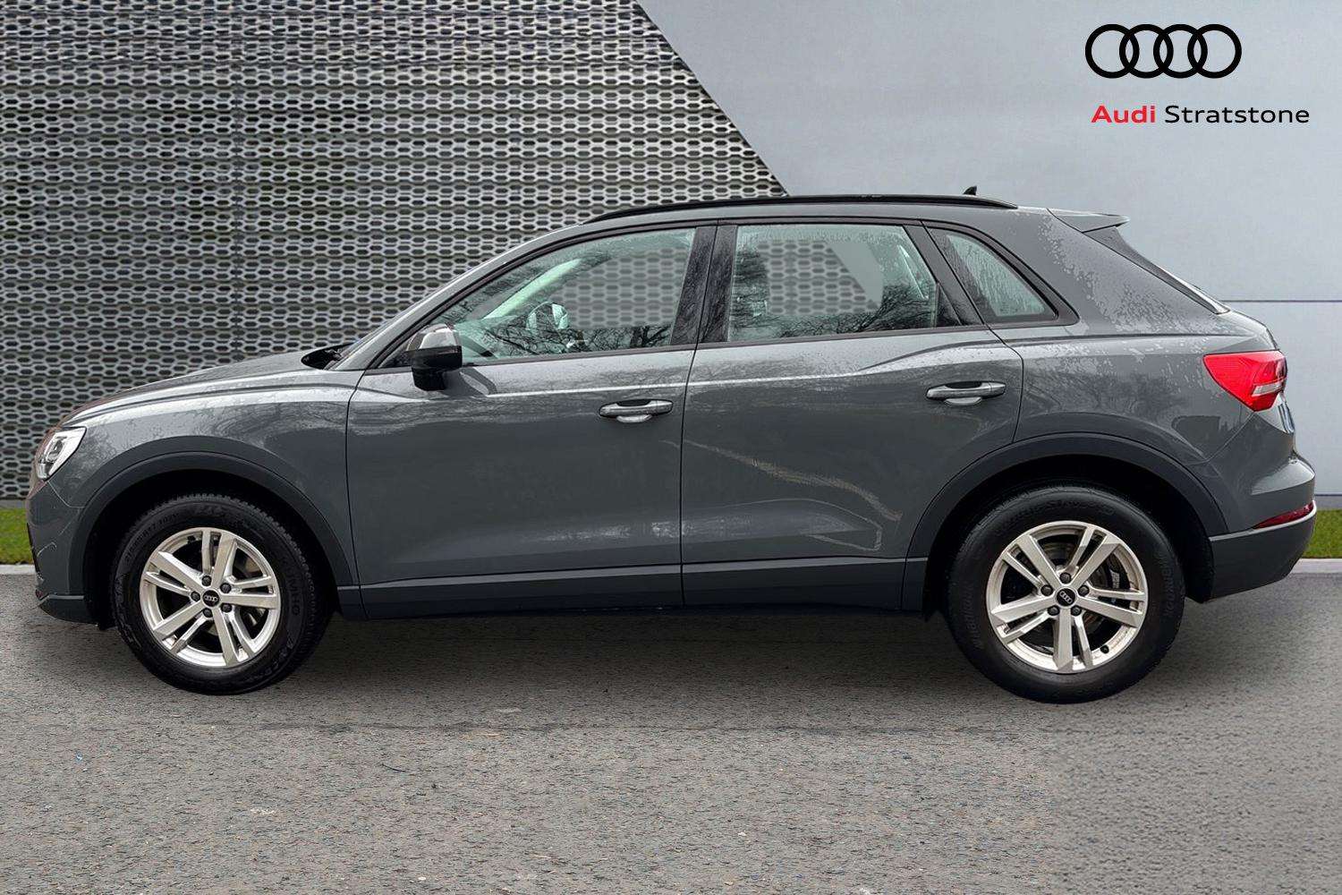 Used Audi Q3 2023 for sale - 77257373: Photo 8