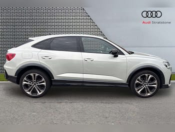 Used Audi Q3 2023 for sale - 79770772: Photo