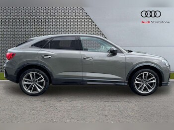 Used Audi Q3 2023 for sale - 78550672: Photo