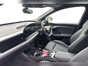 Used Audi Q6 e-tron 2026 for sale - 79731108: Photo